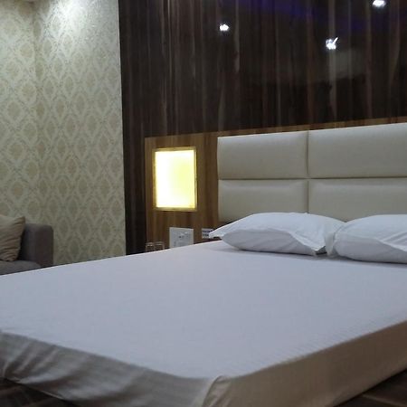 Hotel Crystal International Dhanbād Kültér fotó