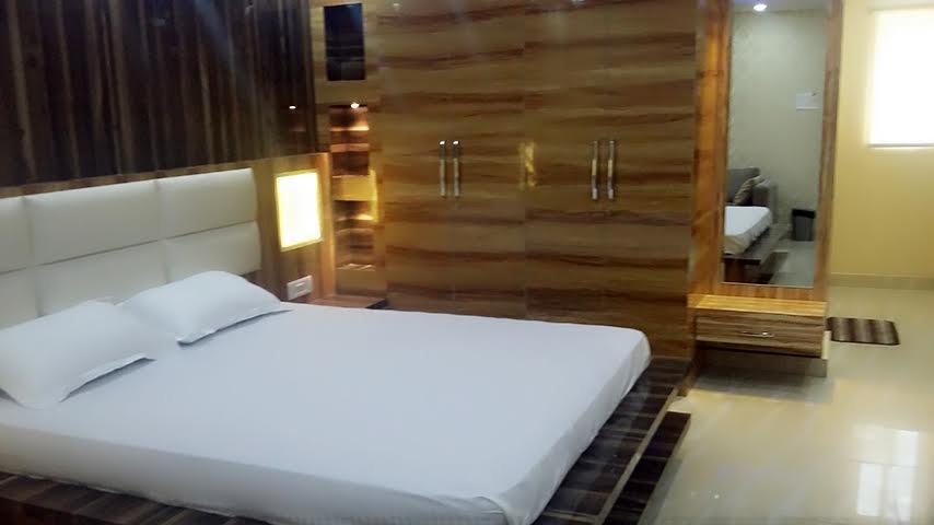 Hotel Crystal International Dhanbād Kültér fotó
